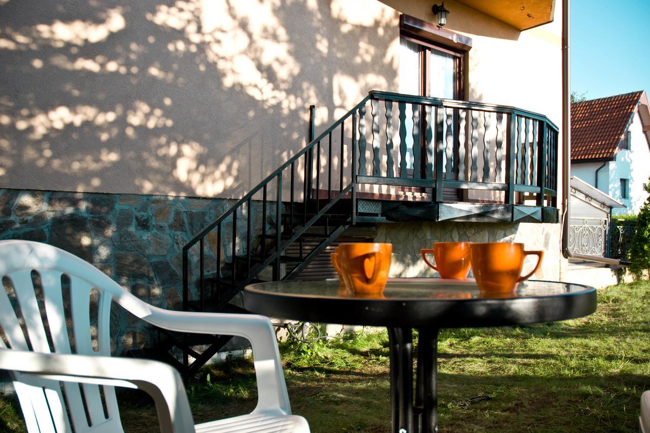 Apartment Gledovic 1 *