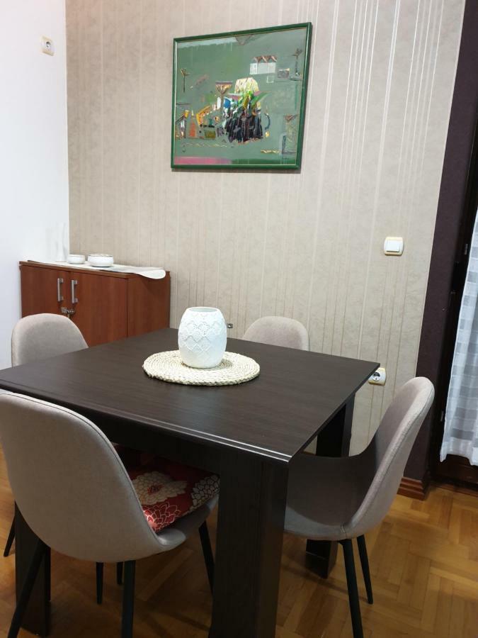 Gledovic 1 Apartment *