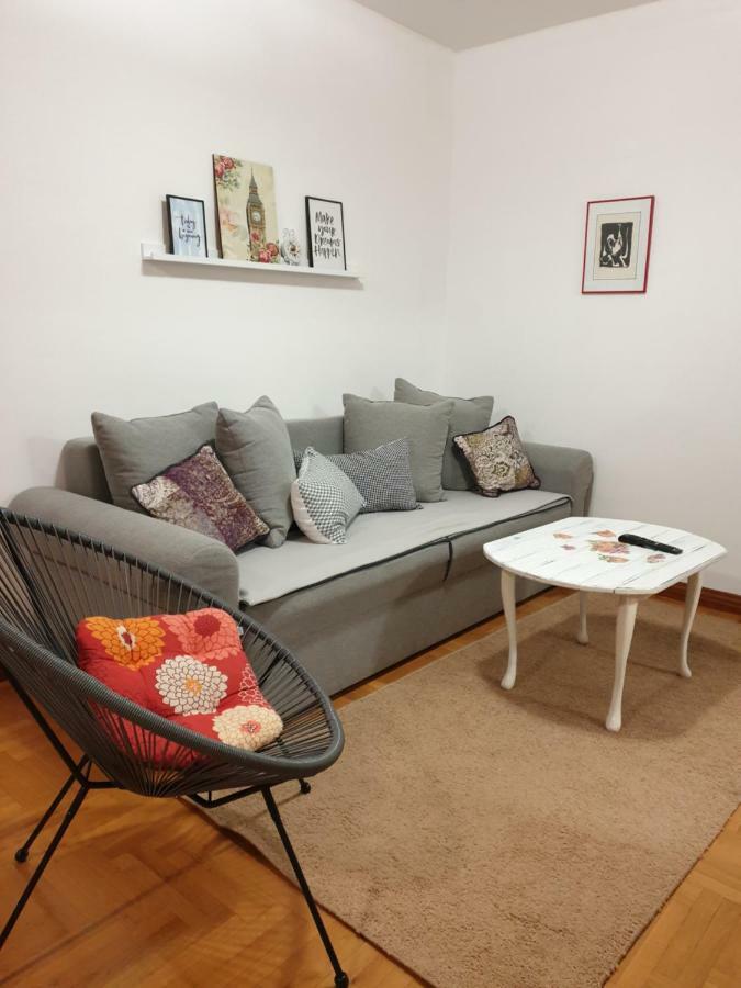 Gledovic 1 Apartment